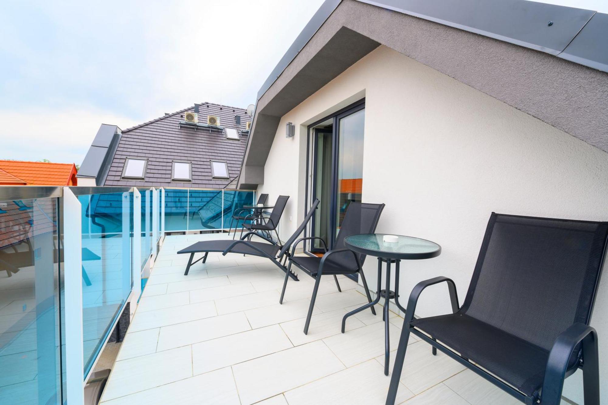 Berill Suites Sárvár Exteriér fotografie