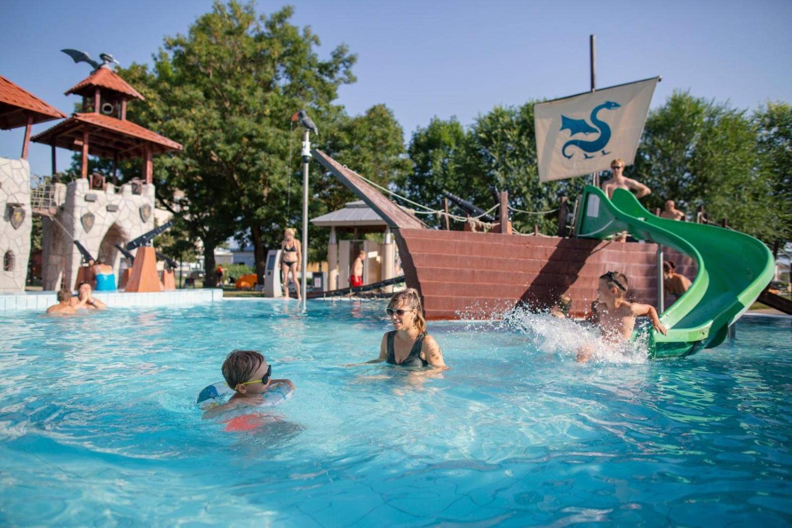 Berill Suites Sárvár Exteriér fotografie